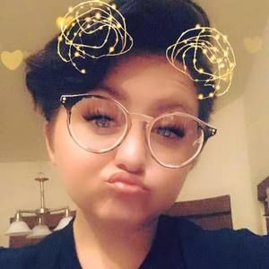 Meet your Posher, Jasmine